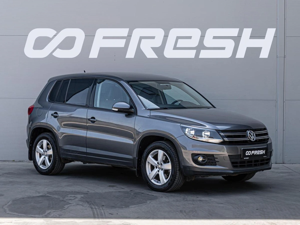 Внедорожник Volkswagen Tiguan 2011 года, 1480000 рублей, Краснодар