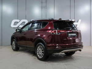 Внедорожник Toyota RAV4 2017 года, 2249000 рублей, Воронеж