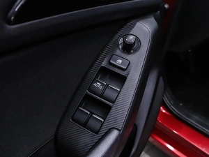 Хетчбэк Mazda 3 2015 года, 1400000 рублей, Красноярск