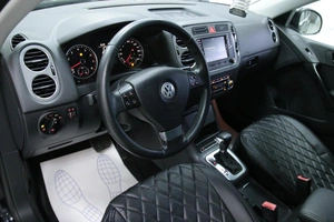 Внедорожник Volkswagen Tiguan 2010 года, 1258000 рублей, Солонцы