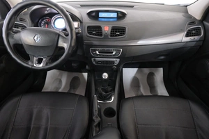 Седан Renault Fluence 2014 года, 649000 рублей, Омск