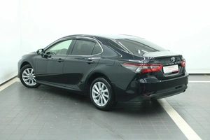 Седан Toyota Camry 2023 года, 3800000 рублей, Красноярск