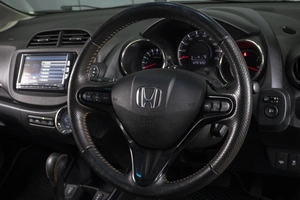 Универсал Honda Fit Shuttle 2013 года, 1030000 рублей, Омск
