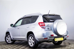 Внедорожник Toyota RAV4 2011 года, 1399000 рублей, Пермь