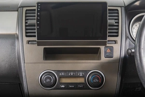 Хетчбэк Nissan Tiida 2012 года, 839000 рублей, Томск