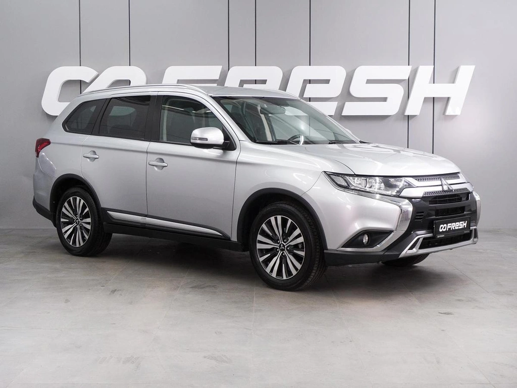 Внедорожник Mitsubishi Outlander 2019 года, 2249000 рублей, Воронеж