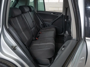 Внедорожник Volkswagen Tiguan 2011 года, 1181000 рублей, Краснодар