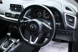 Седан Mazda Axela 2016 года, 1278000 рублей, Солонцы