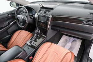 Седан Toyota Camry 2016 года, 1749000 рублей, Красноярск