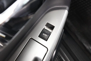 Внедорожник Toyota Land Cruiser 2013 года, 3639000 рублей, Пермь