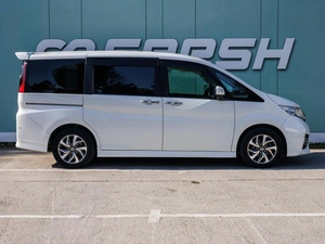 Минивэн Honda Stepwgn 2016 года, 1750000 рублей, Большой Сочи