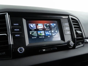 Внедорожник Skoda Karoq 2020 года, 2413444 рублей, Москва