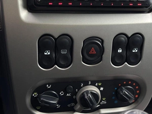 Хетчбэк Renault Sandero 2010 года, 499000 рублей, Ижевск