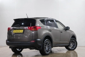 Внедорожник Toyota RAV4 2014 года, 1999000 рублей, Новокузнецк