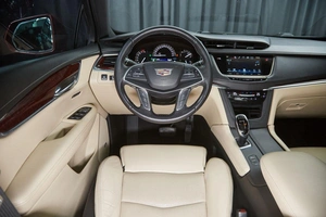 Внедорожник Cadillac XT5 2016 года, 2690000 рублей, Красноярск