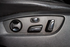 Внедорожник Volkswagen Touareg 2012 года, 1589000 рублей, Сургут