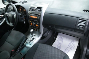 Седан Toyota Corolla 2012 года, 1168000 рублей, Солонцы