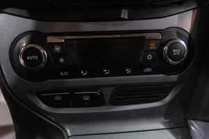 Седан Ford Focus 2012 года, 1069000 рублей, Новокузнецк