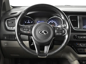 Минивэн Kia Carnival 2018 года, 2463100 рублей, Казань