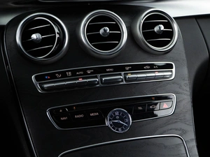 Седан Mercedes-benz C-класс 2017 года, 2997077 рублей, Москва