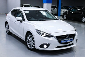 Хетчбэк Mazda Axela 2015 года, 1188000 рублей, Солонцы