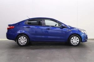 Седан Kia Rio 2011 года, 730000 рублей, Брянск