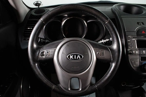 Хетчбэк Kia Soul 2011 года, 899000 рублей, Сургут