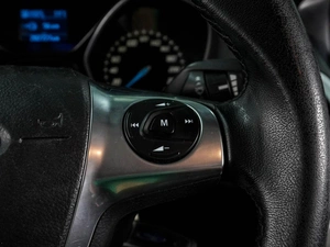 Хетчбэк Ford Focus 2012 года, 679000 рублей, Воронеж