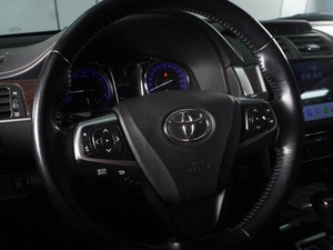 Седан Toyota Camry 2017 года, 2515000 рублей, Минеральные Воды