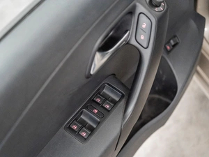 Седан Volkswagen Polo 2020 года, 1050000 рублей, Красноярск