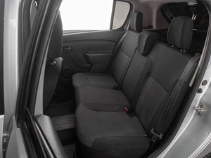 Хетчбэк Renault Sandero 2015 года, 739000 рублей, Тюмень
