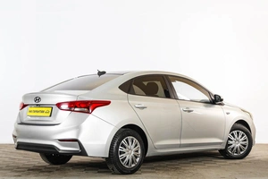 Седан Hyundai Solaris 2019 года, 1429000 рублей, Тюмень