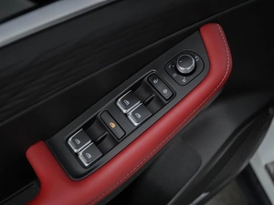 Внедорожник Geely Coolray 2023 года, 2000999 рублей, Москва