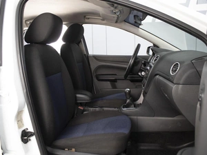Седан Ford Focus 2007 года, 450000 рублей, Омск