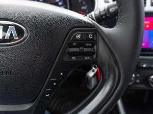 Хетчбэк Kia Ceed 2012 года, 939000 рублей, Саратов