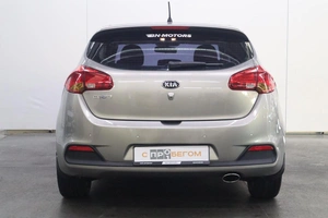 Хэтчбек Kia Ceed 2014 года, 1200000 рублей, Брянск