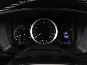 Седан Toyota Corolla 2022 года, 1899030 рублей, Красный Пахарь