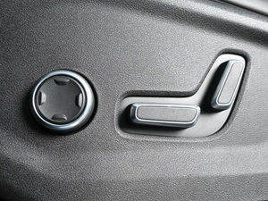 Внедорожник Geely Monjaro 2023 года, 3049000 рублей, Ростов-на-Дону