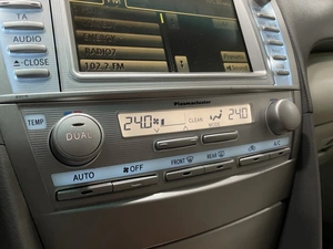 Седан Toyota Camry 2010 года, 1347000 рублей, Солонцы