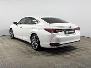 Седан Lexus ES 2021 года, 3386100 рублей, Казань