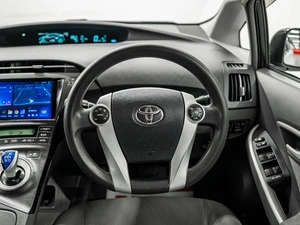 Лифтбек Toyota Prius 2010 года, 1000000 рублей, Красноярск