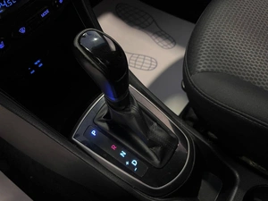 Хетчбэк Hyundai Solaris 2015 года, 999000 рублей, Красноярск