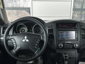 Внедорожник Mitsubishi Pajero 2007 года, 1599000 рублей, Уфа