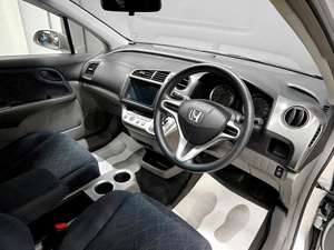 Минивэн Honda Stream 2009 года, 949000 рублей, Красноярск