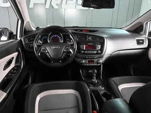 Хетчбэк Kia Ceed 2015 года, 1399000 рублей, Аксай