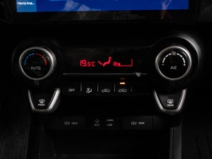 Седан Kia Rio 2019 года, 1399000 рублей, Тюмень