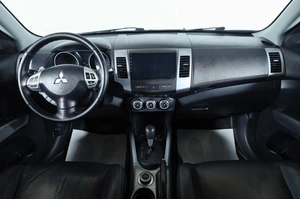 Внедорожник Mitsubishi Outlander 2011 года, 1429000 рублей, Новосибирск