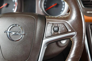 Внедорожник Opel Mokka 2013 года, 1199000 рублей, Тюмень