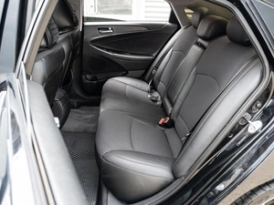 Седан Hyundai Sonata 2012 года, 1125000 рублей, Краснодар