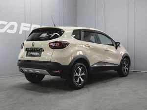Внедорожник Renault Kaptur 2019 года, 1480000 рублей, Омск